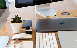 圈子不同别硬融，库追汤赛后叙旧波杰想加入，尬聊几句后悻悻离开